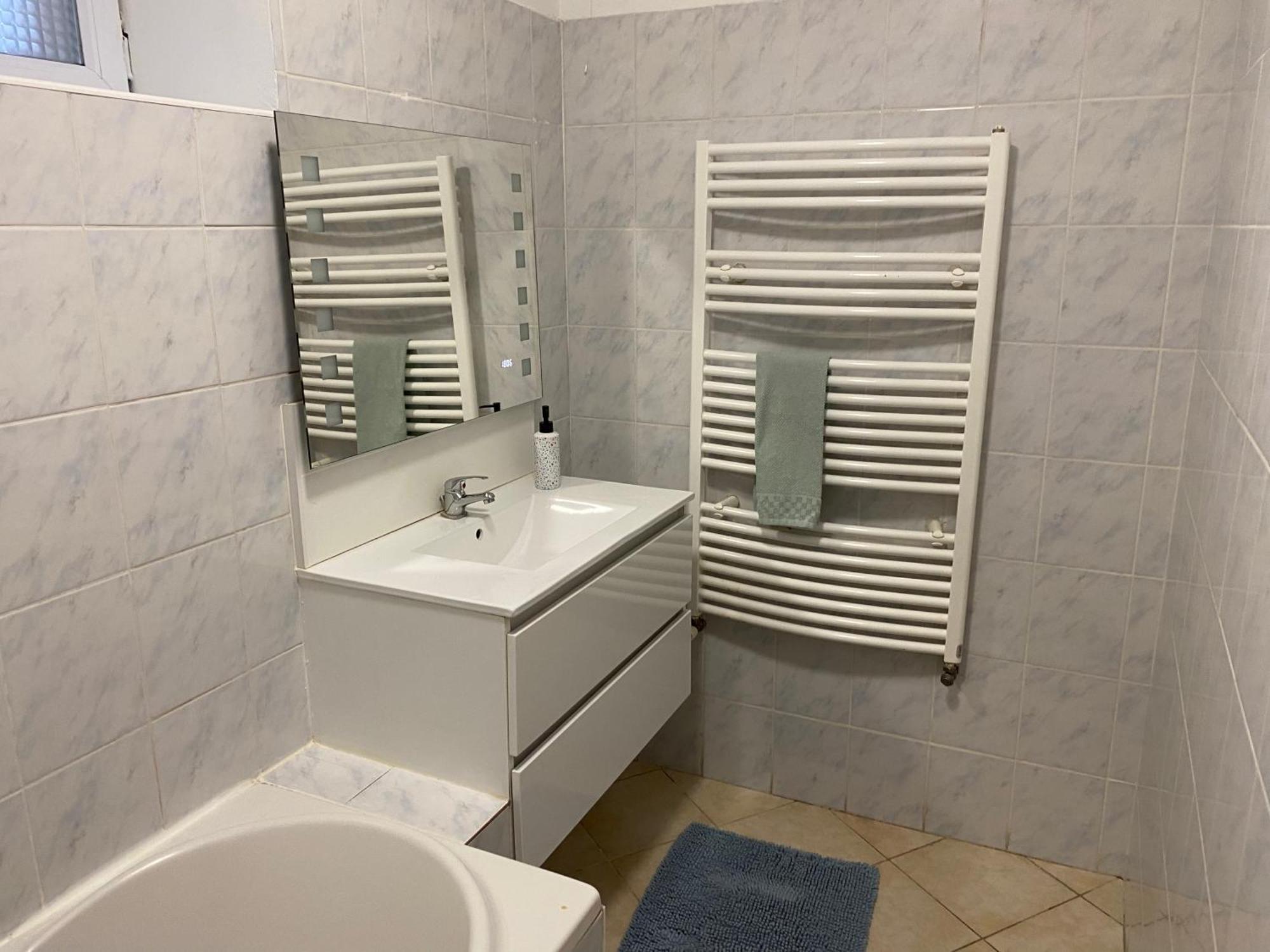 Apartment Maison Proche Lyon Du Bugey *
